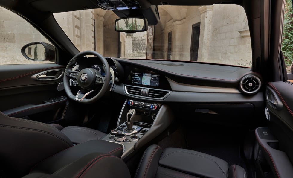 Research The 2025 Alfa Romeo Giulia in Las Vegas