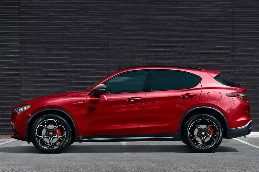 Exterior View Of 2025 Alfa Romeo Stelvio in Las Vegas