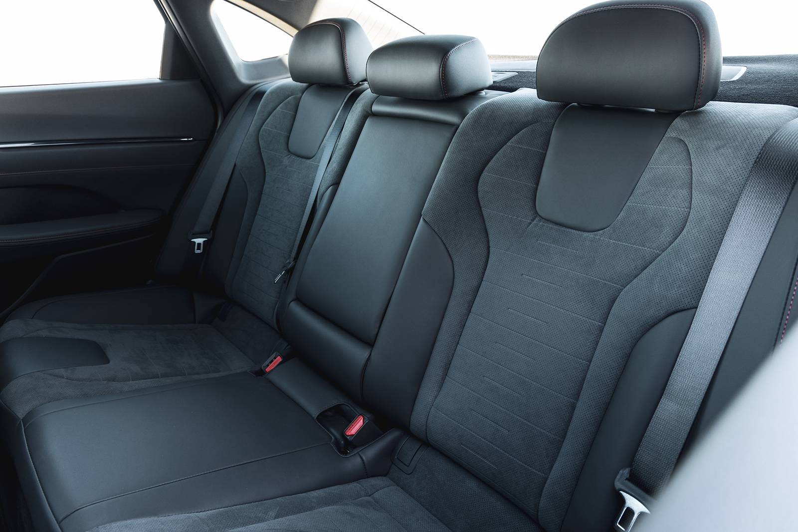 Research The 2025 Hyundai Sonata in Tallahassee