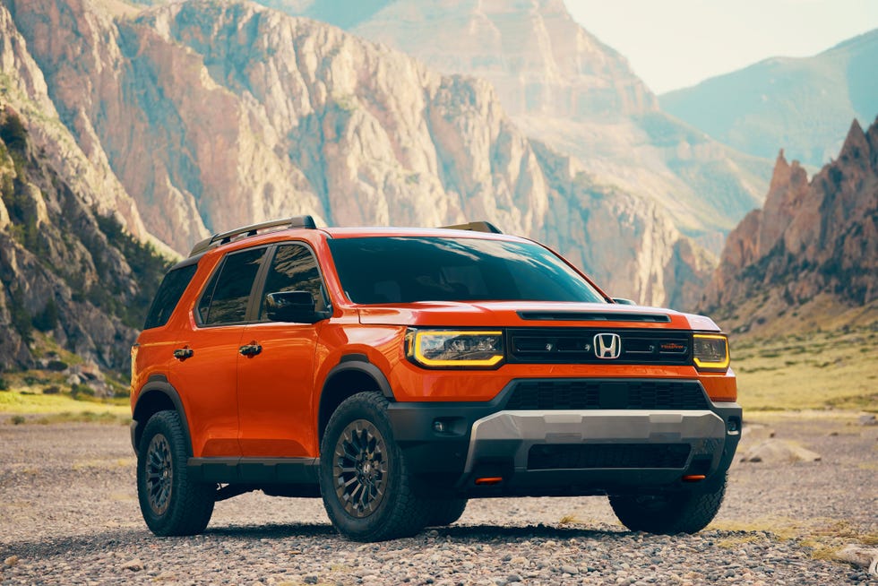 Exterior View Of 2026 Honda Passport in Los Angeles