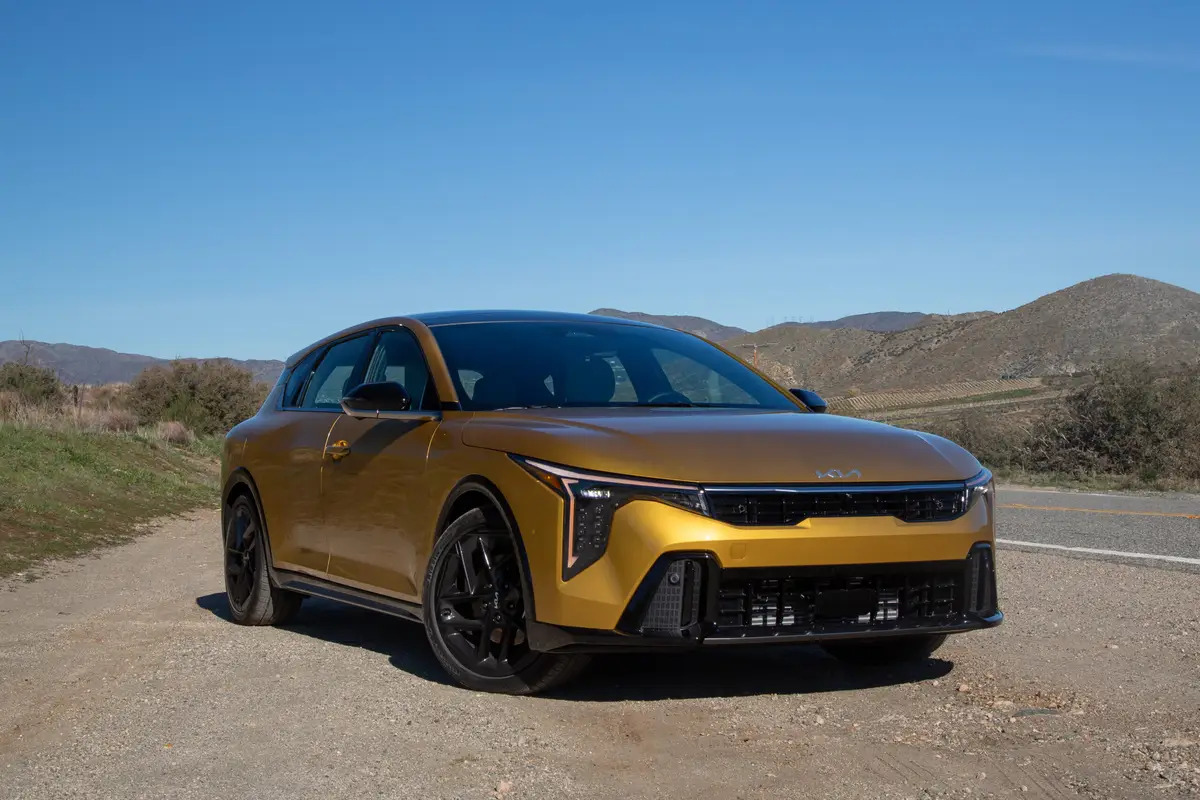 Exterior View Of 2026 Kia K4 in Orlando