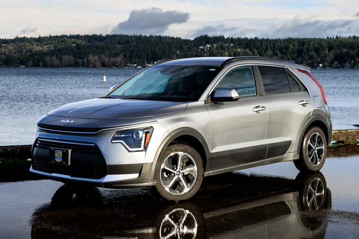Exterior View Of 2026 Kia Niro Hybrid in Orlando